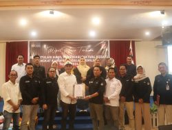 2 Bapaslon Dinyatakan MS Pada Rapat Pleno Rekapitulasi Verfak Kesatu KPU Kotabaru