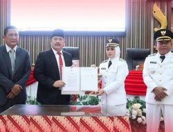 Serah Terima Jabatan Bupati dan Wakil Bupati Pangandaran Periode 2025-2030 Berjalan Khidmat