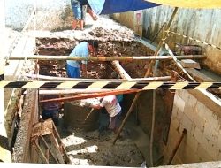 Pembangunan Septictank Puskesmas Kedungreja : Papan Informasi Tanpa SPK dan Sulitnya Akses Informasi