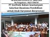 PT Socfindo Kebun Seumanyam Salurkan Beasiswa Pendidikan untuk Anak Karyawan Berprestasi
