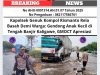 Kapolsek Genuk Kompol Rismanto Rela Basah Demi Warga: Gendong Anak Kecil di Tengah Banjir Kaligawe, GMOCT Apresiasi
