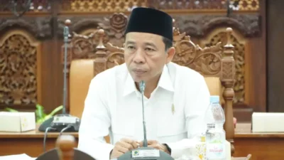 Wakil Ketua II DPRD Kabupaten Pati Bambang Susilo Dorong Baperida Membuat Suatu Inovasi Dalam Penanganan Jalan Rusak