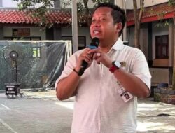 Sosialisasikan Permendikbud No. 75 Tahun 2016 tentang Komite Sekolah, Anggota Dewan Pati Jadi Pemateri di SMPN 01 Juwana