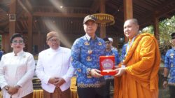 Dilepas dari Candi Sima Jepara, 16 Bhikkhu Tempuh Perjalanan Spiritual 11 Hari Menuju Candi Sewu