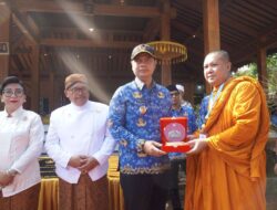 Dilepas dari Candi Sima Jepara, 16 Bhikkhu Tempuh Perjalanan Spiritual 11 Hari Menuju Candi Sewu