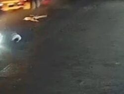 Kecelakaan Tak Terelakkan Dua Pemuda Terluka, Dugaan Truk Kontainer Masuk Jalur Berlawanan Saat Menyalip