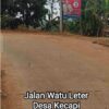 Penyemprotan Air Hanya Solusi Sesaat, Pembangunan Jalan Watu Leter Direncanakan Berlanjut Setelah Jembatan Sukambali Beroperasi